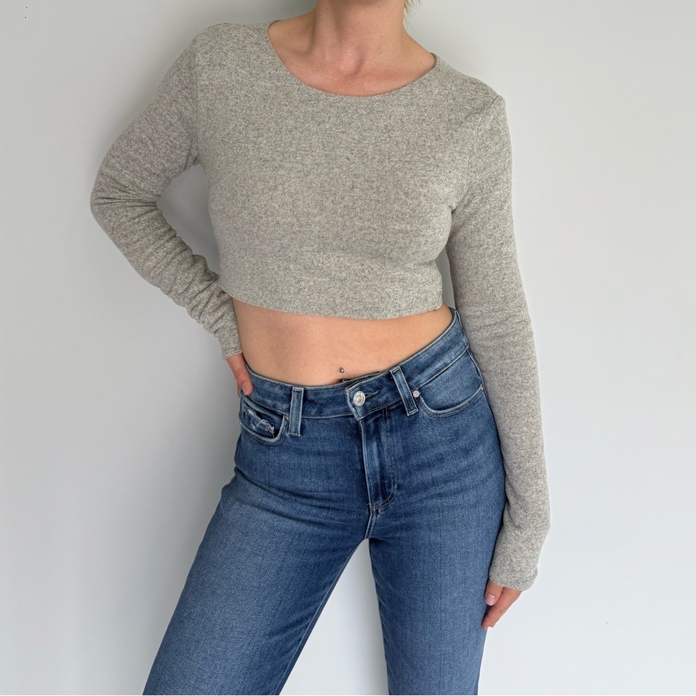 Etiquette Grey Open-Back Tie Long Sleeve Crop Top